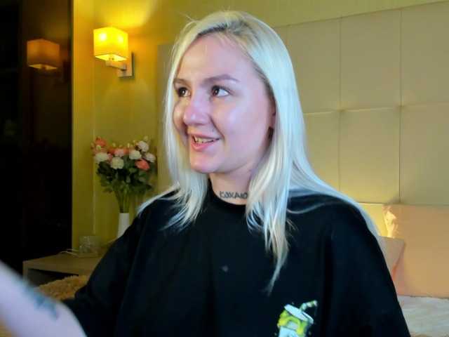 Debbie-Taylor's BongaCams show and profile