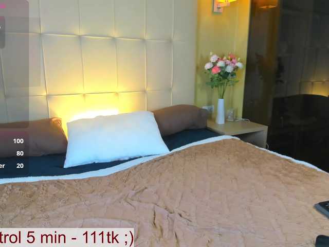 Debbie-Taylor's BongaCams show and profile