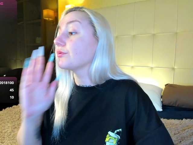 Debbie-Taylor's BongaCams show and profile