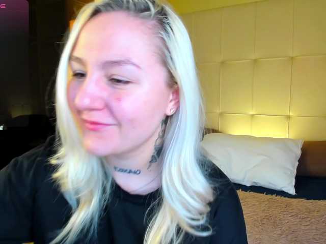 Debbie-Taylor's BongaCams show and profile