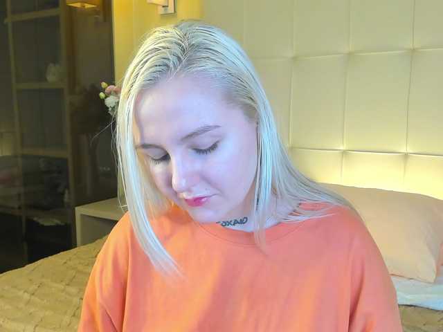 Debbie-Taylor's BongaCams show and profile