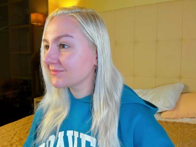 Debbie-Taylor's BongaCams show and profile