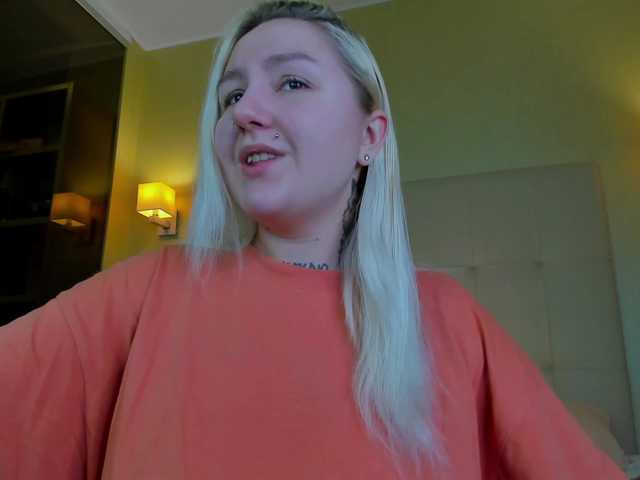 Debbie-Taylor's BongaCams show and profile