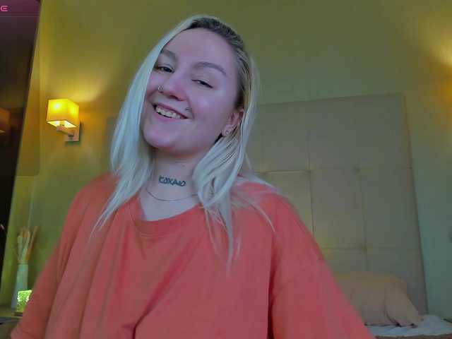 Debbie-Taylor's BongaCams show and profile