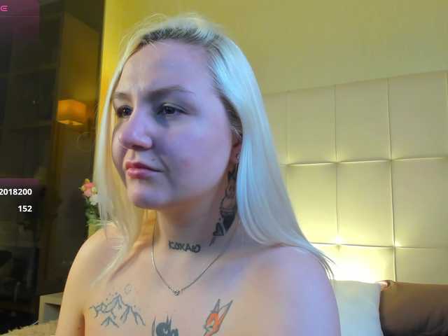 Debbie-Taylor's BongaCams show and profile