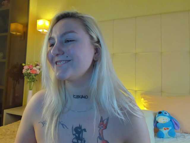 Debbie-Taylor's BongaCams show and profile