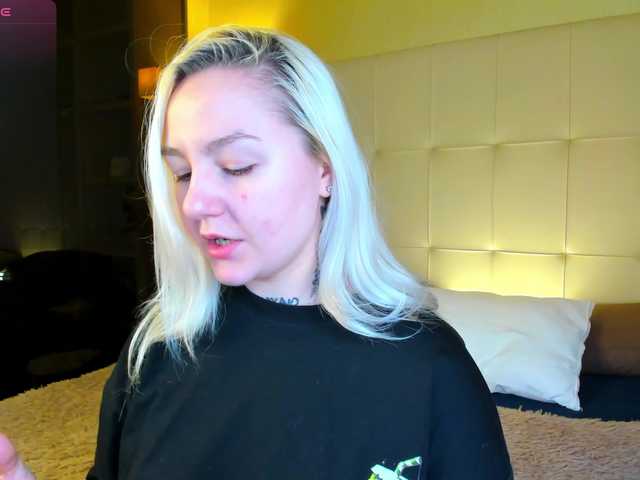 Debbie-Taylor's BongaCams show and profile