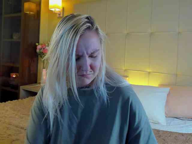 Debbie-Taylor webcam