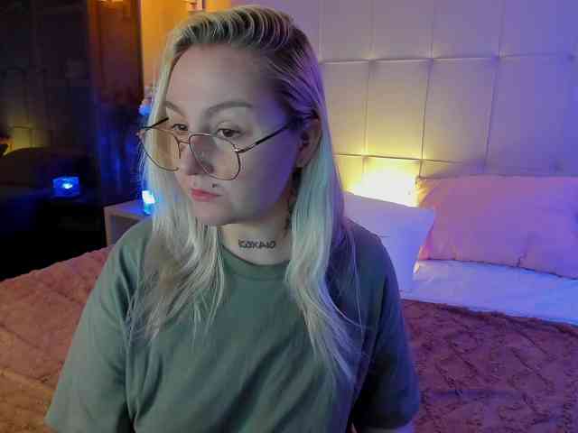 Debbie-Taylor webcam