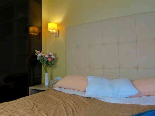 Debbie-Taylor webcam