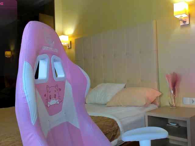 Debbie-Taylor webcam