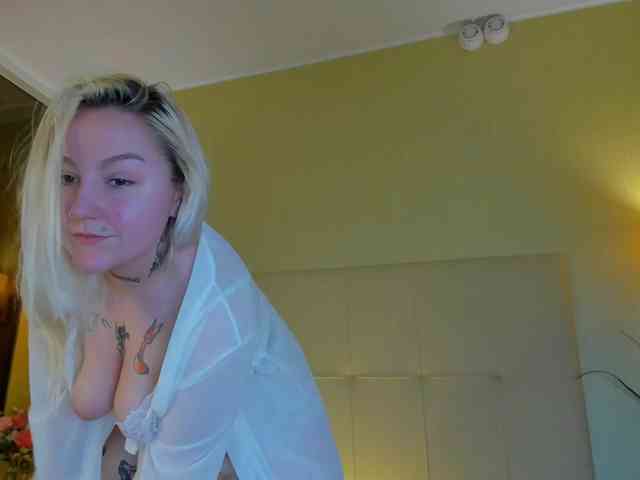 Debbie-Taylor webcam