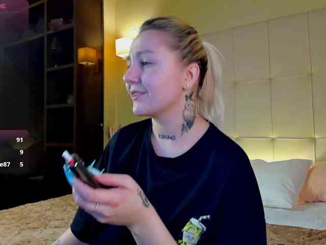 Debbie-Taylor webcam