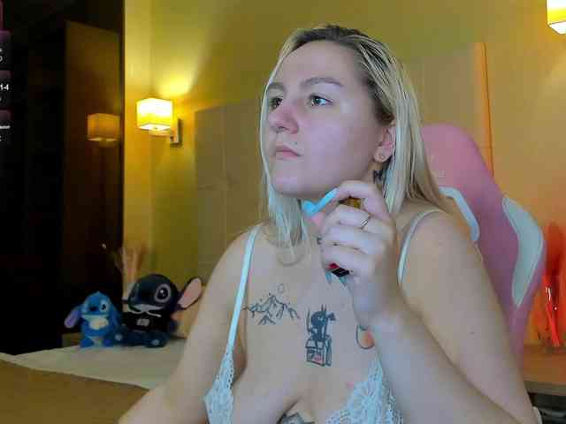 Debbie-Taylor webcam