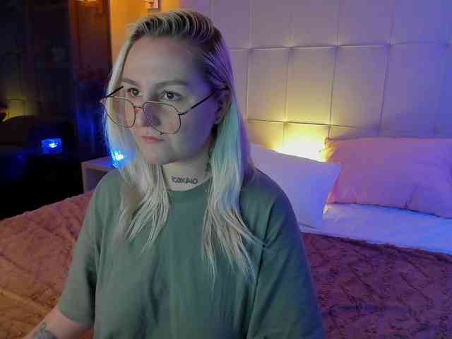 Debbie-Taylor webcam