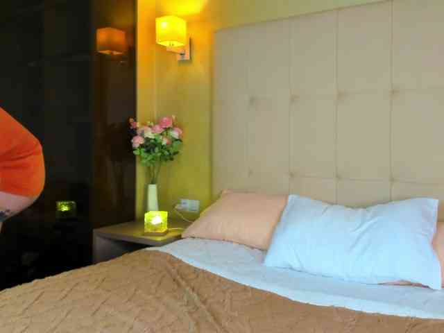 Debbie-Taylor webcam