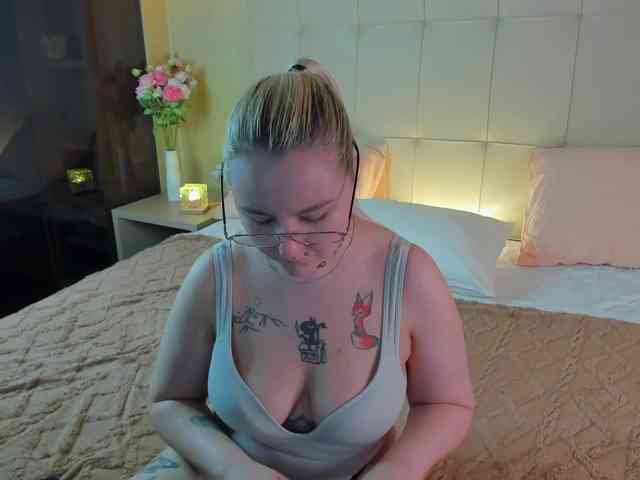 Debbie-Taylor webcam