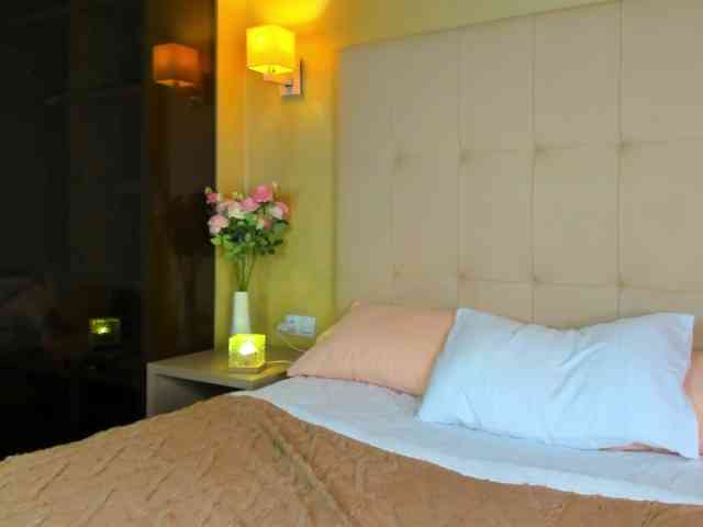 Debbie-Taylor webcam