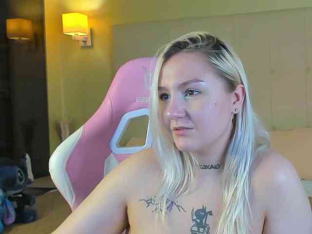 Debbie-Taylor webcam