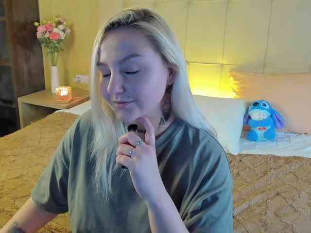 Debbie-Taylor webcam