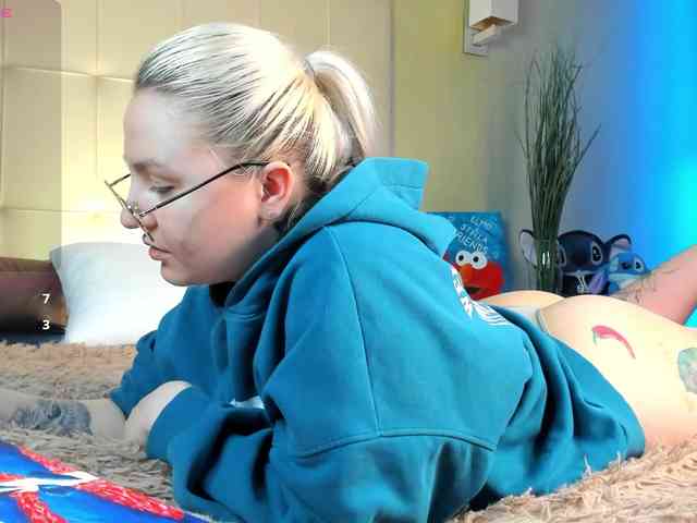 Debbie-Taylor webcam