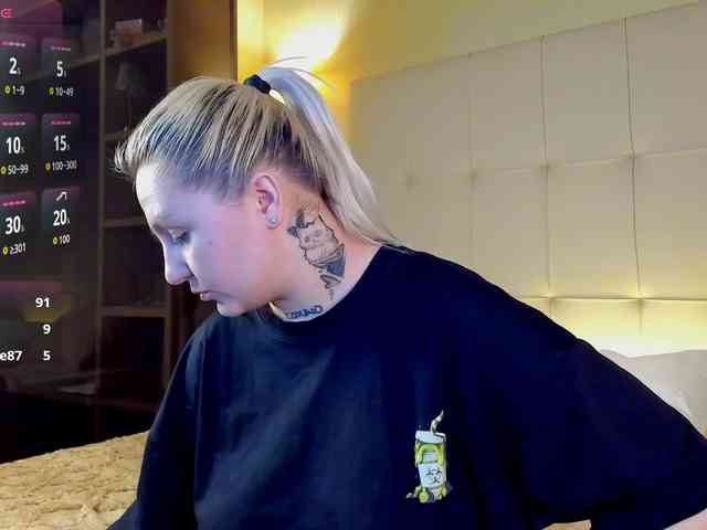 Debbie-Taylor webcam