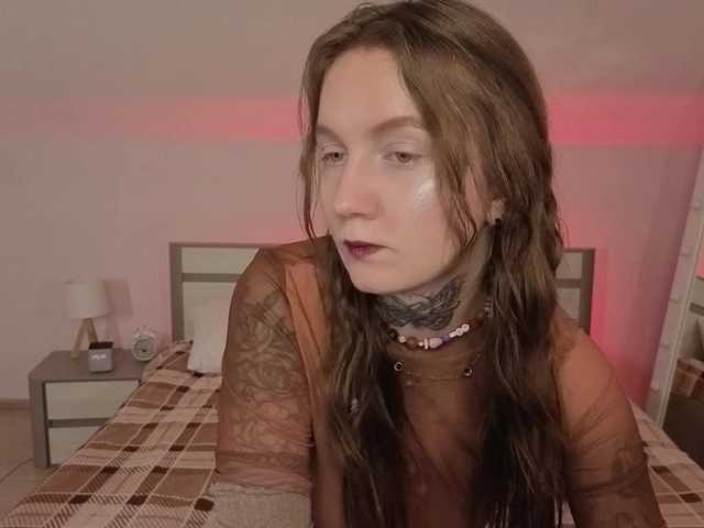 Lappyloo's BongaCams show and profile