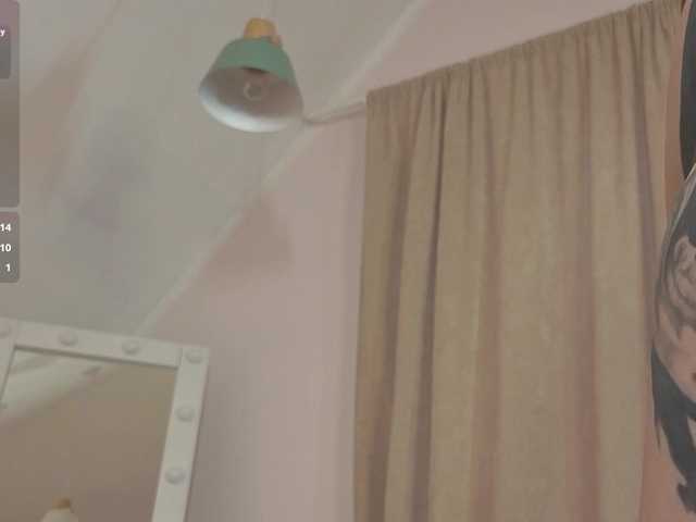 Lappyloo's BongaCams show and profile