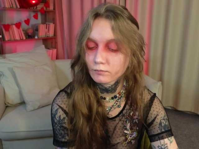 Lappyloo's BongaCams show and profile