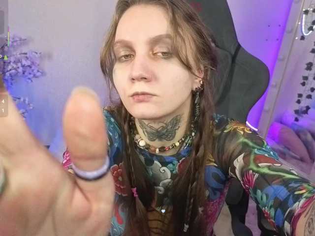 Lappyloo's BongaCams show and profile