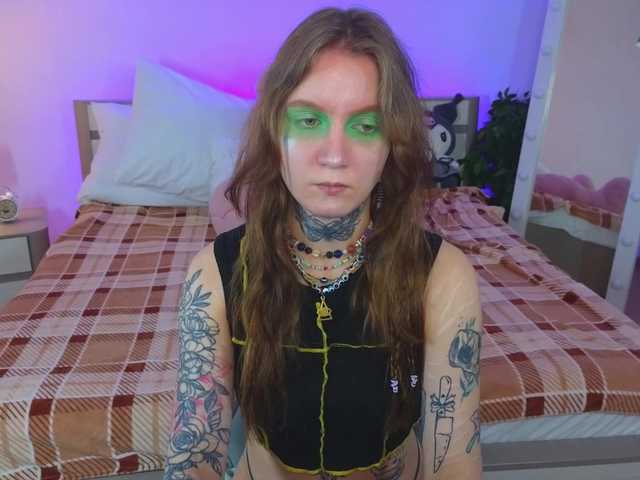 Lappyloo's BongaCams show and profile