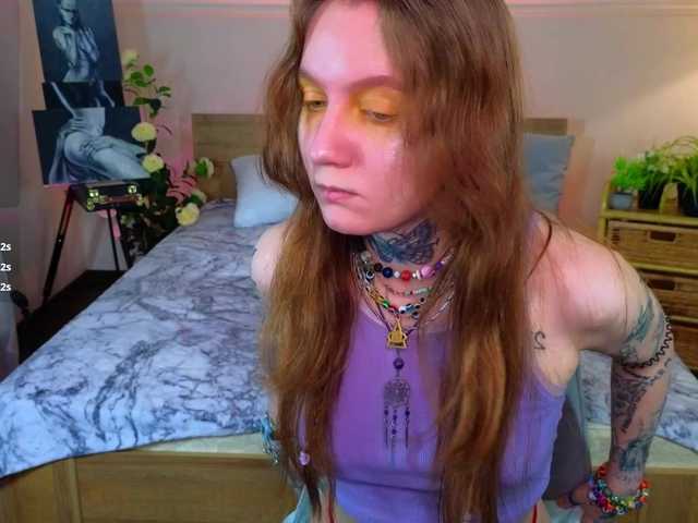 Lappyloo's BongaCams show and profile