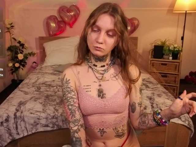 Lappyloo's BongaCams show and profile