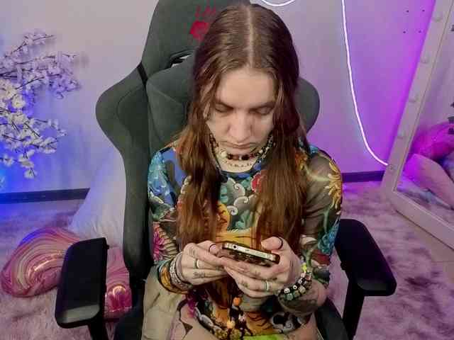 Lappyloo Live Webcam on BongaCams