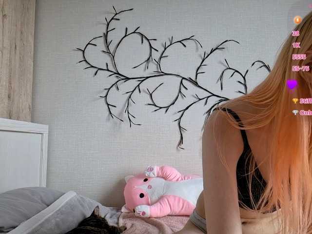 MisaMew Live Cam on BongaCams