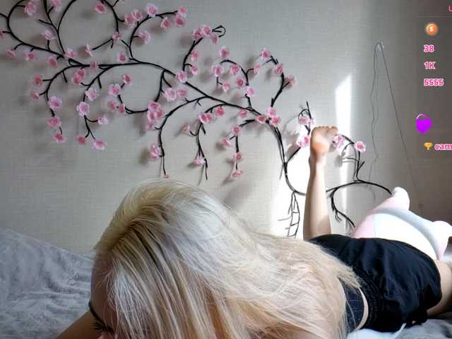 MisaMew's BongaCams show and profile