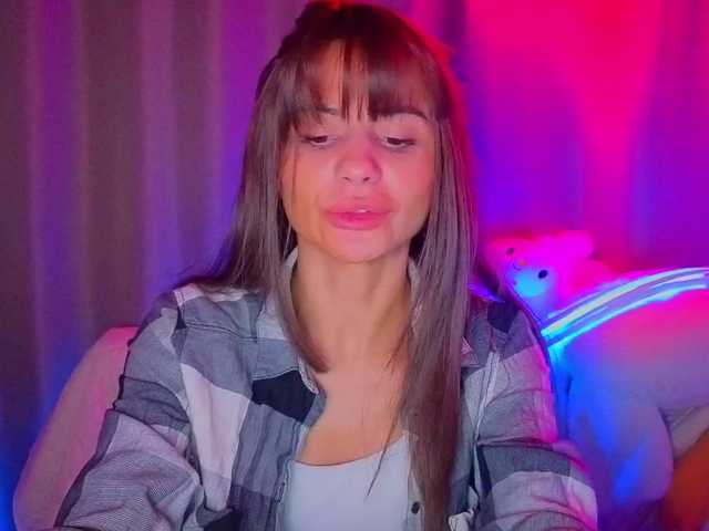 Latika28's BongaCams show and profile