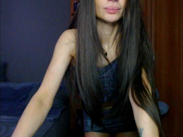 Latika28 – webcam model profile photo