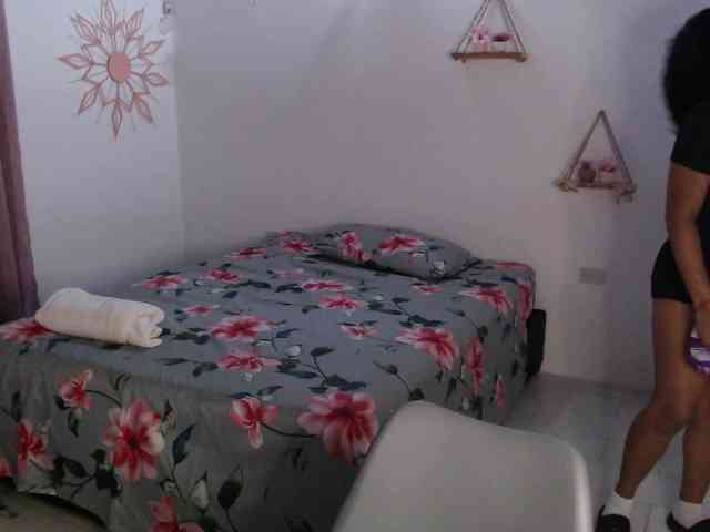 YOULUCYSEXY YOULUCYSEXY