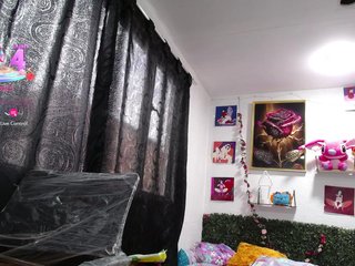 Thianahorny Porn Show