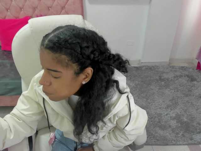 Preview of thianahorny