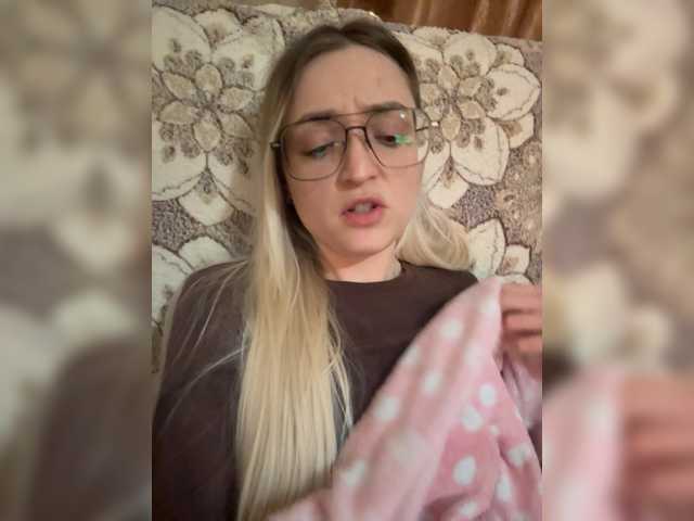 Foxy Lina (FoxyLina)