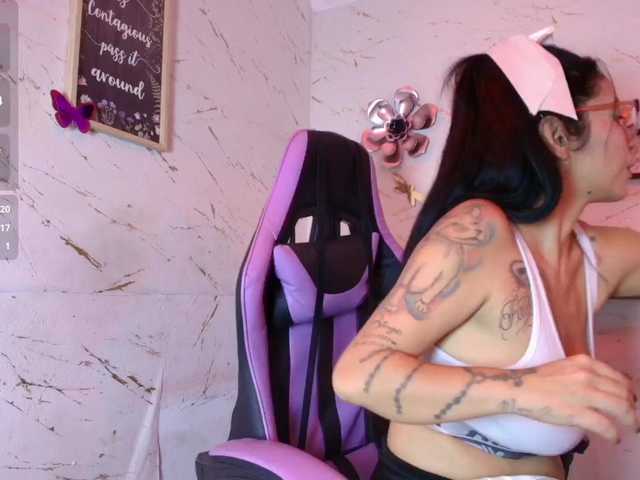 renata-blue's BongaCams show and profile