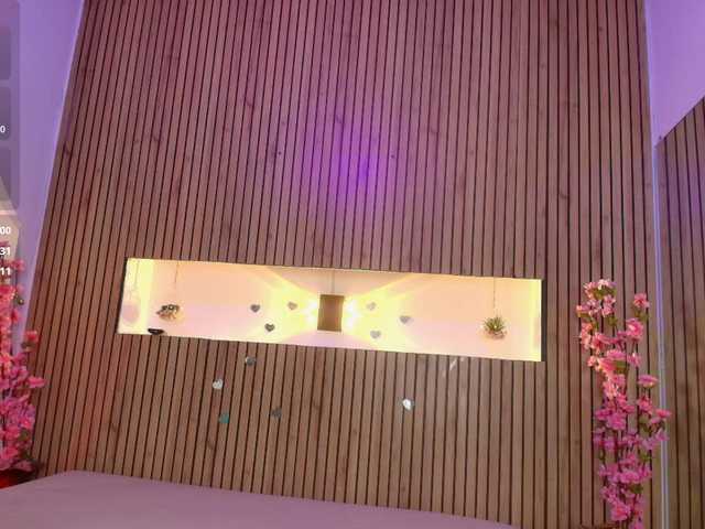 renata-blue's BongaCams show and profile