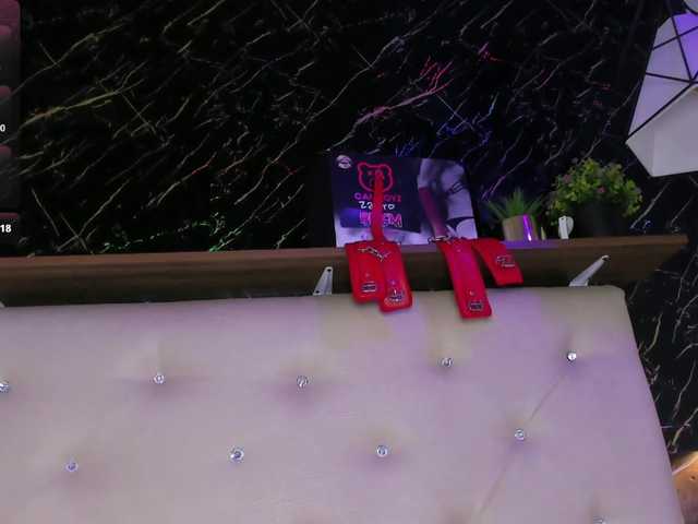 renata-blue's BongaCams show and profile