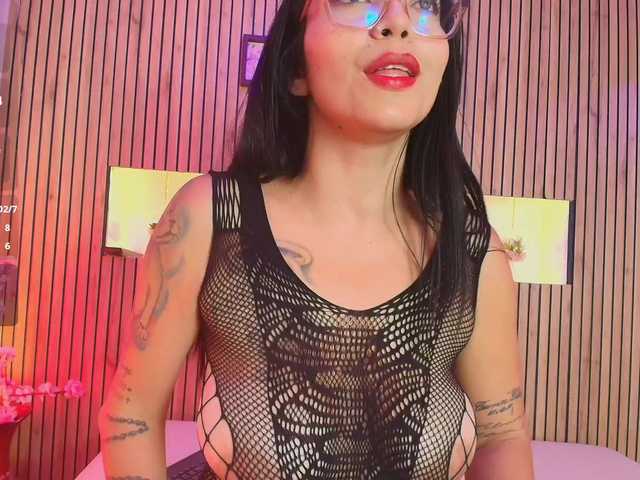 renata-blue's BongaCams show and profile