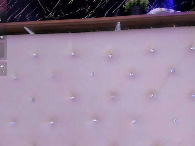 renata-blue's BongaCams show and profile