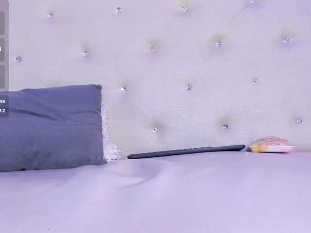 renata-blue's BongaCams show and profile