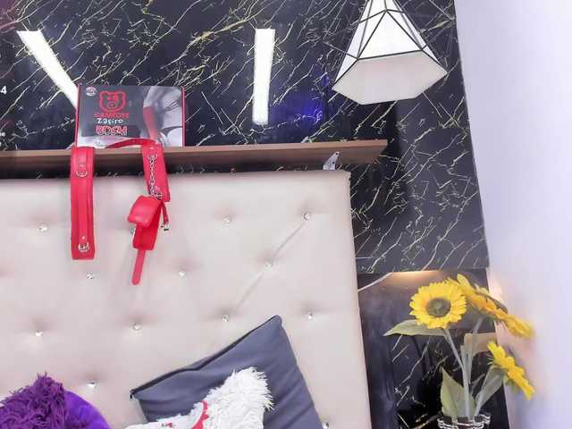 renata-blue's BongaCams show and profile