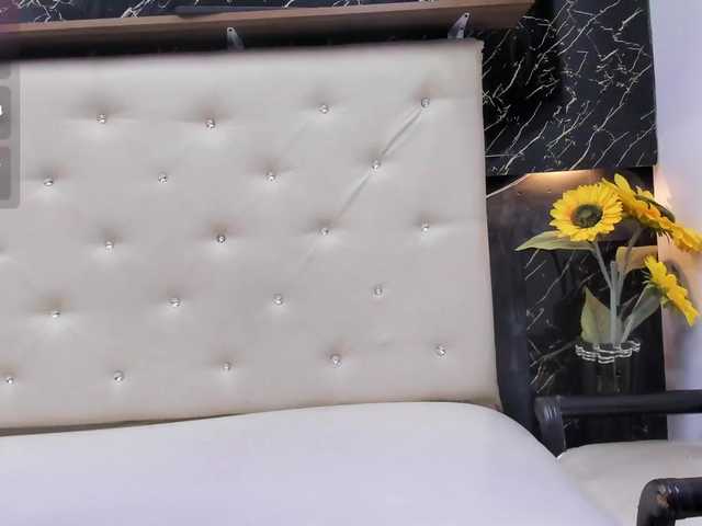 renata-blue's BongaCams show and profile